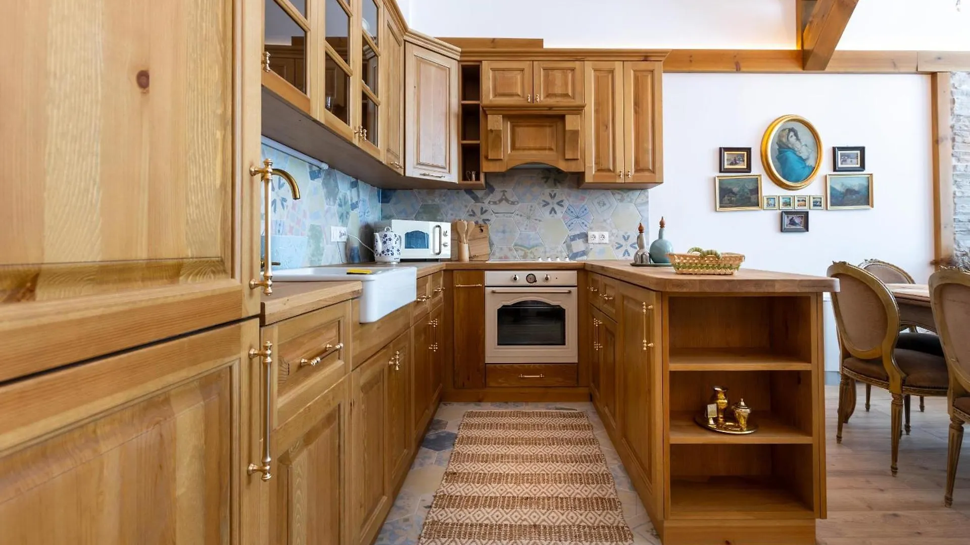 Villa Sofayla With Jacuzzi Near The Pirin Golf Resort Bansko